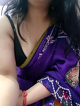 Snapshot of roshni_agrawal0 chatting on 03.17.26 roshni agrawal0 online show from 03.17.26