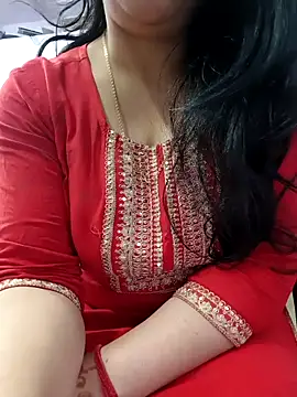 Snapshot of roshni_agrawal0 chatting on 03.22.26 roshni agrawal0 online show from 03.22.26