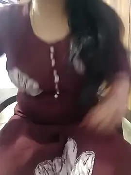 Snapshot of roshni_agrawal0 chatting on 03.24.26 roshni agrawal0 online show from 03.24.26