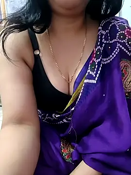 Snapshot of roshni_agrawal0 chatting on 04.02.26 roshni agrawal0 online show from 04.02.26