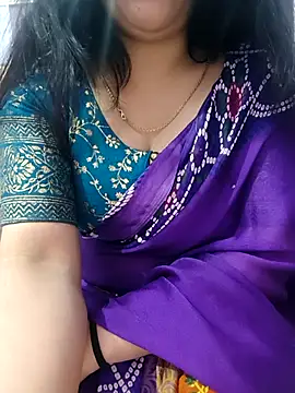 Snapshot of roshni_agrawal0 chatting on 04.10.26 roshni agrawal0 online show from 04.10.26