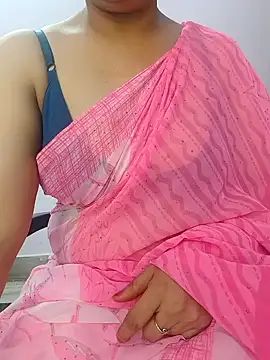 Snapshot of roshni_agrawal0 chatting on 05.06.26 roshni agrawal0 online show from 05.06.26