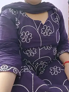 Snapshot of roshni_agrawal0 chatting on 05.25.26 roshni agrawal0 online show from 05.25.26