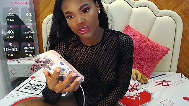 Snapshot of mariahsugarr chatting on 09.14.25 mariahsugarr online show from 09.14.25