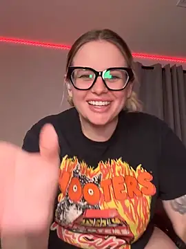 Snapshot of Charlies_world chatting on 02.22.26 Charlies world online show from 02.22.26