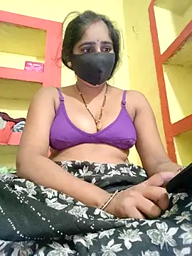 Snapshot of Falguni_Desai chatting on 11.29.25 Falguni Desai online show from 11.29.25