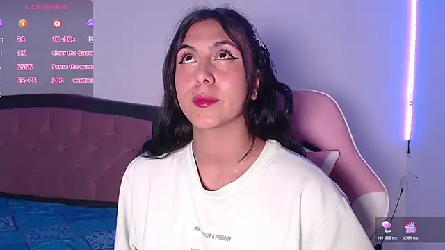 Sarahcutexoxox online show from 11.03.25