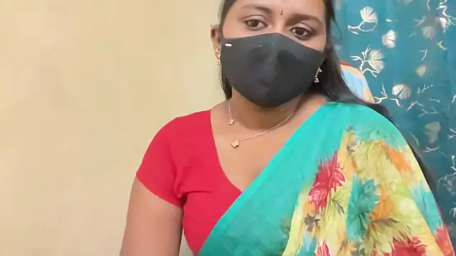 Snapshot of Pavani-Sexy chatting on 04.21.26 Pavani-Sexy online show from 04.21.26