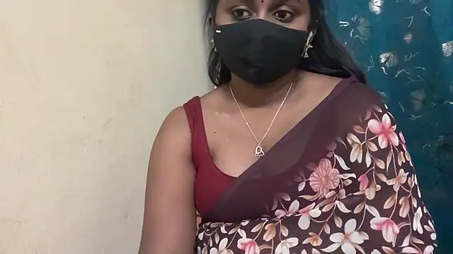 Snapshot of Pavani-Sexy chatting on 04.22.26 Pavani-Sexy online show from 04.22.26