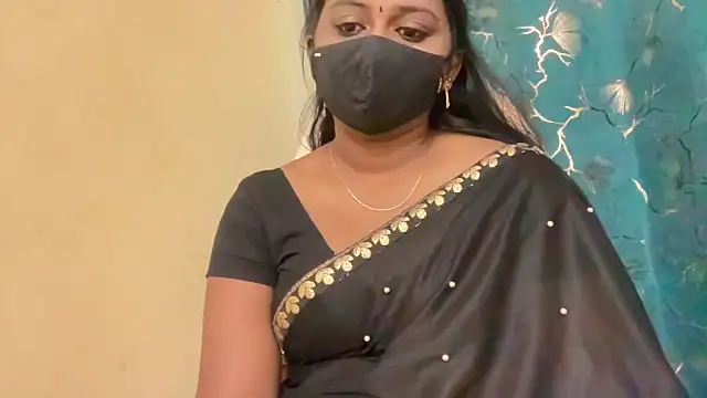 Snapshot of Pavani-Sexy chatting on 05.24.26 Pavani-Sexy online show from 05.24.26