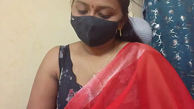 Snapshot of Pavani-Sexy chatting on 06.04.26 Pavani-Sexy online show from 06.04.26