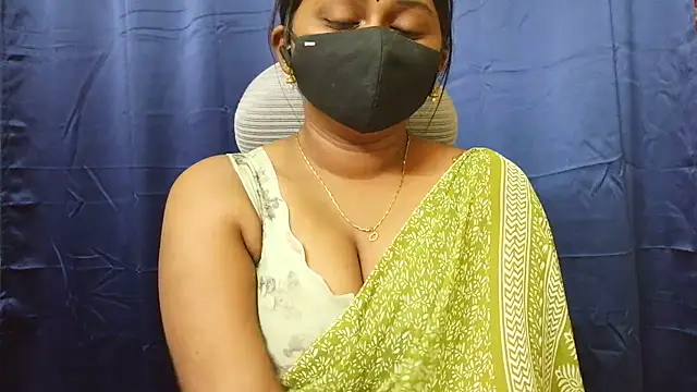 Snapshot of Pavani-Sexy chatting on 07.09.26 Pavani-Sexy online show from 07.09.26