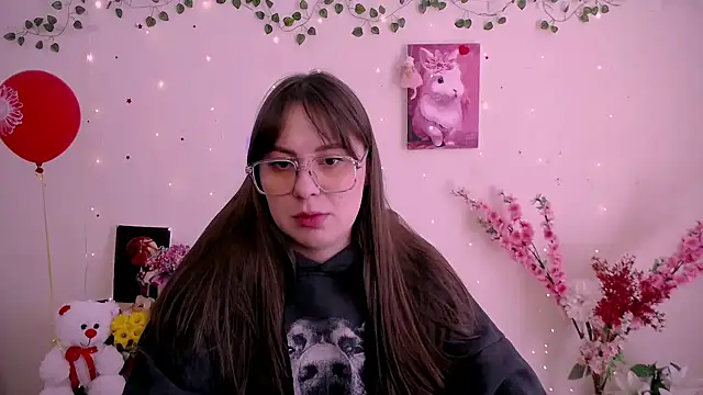 Amanda Bright  online show from 04.14.26