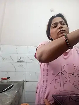 Trisha 71 online show from 03.20.26