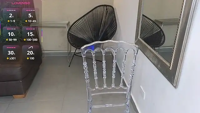 Lia Mar  online show from 10.29.25