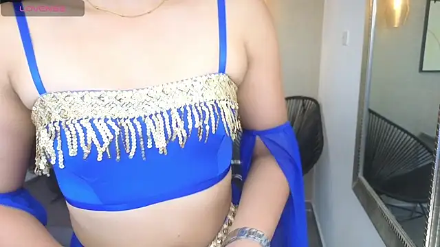 Lia Mar  online show from 10.31.25