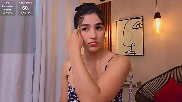 Snapshot of Lia_Mar_ chatting on 06.06.26 Lia Mar online show from 06.06.26