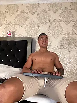 ThiagoBlaze online show from 11.29.25