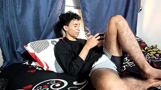 Snapshot of TheCyberIncubus chatting on 11.28.25 TheCyberIncubus online show from 11.28.25