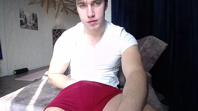 Snapshot of megamaxxxl chatting on 03.02.26 megamaxxxl online show from 03.02.26