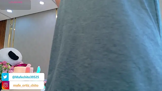 Snapshot of Sweet_Mafe chatting on 03.19.26 Sweet Mafe online show from 03.19.26
