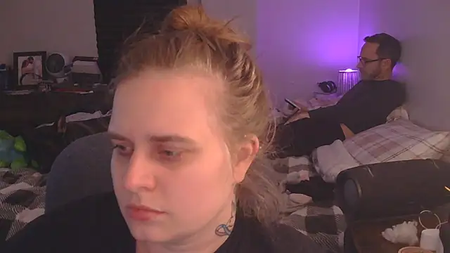 Sexyblonde12344 online show from 11.30.25