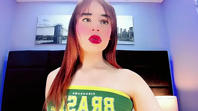 Valeria Rouss online show from 11.07.25