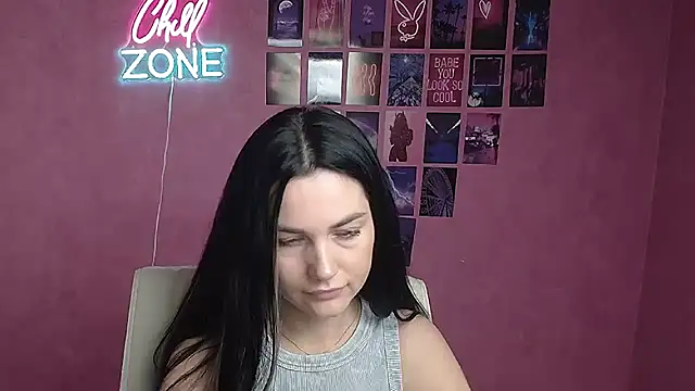 Lune Moon online show from 10.23.25