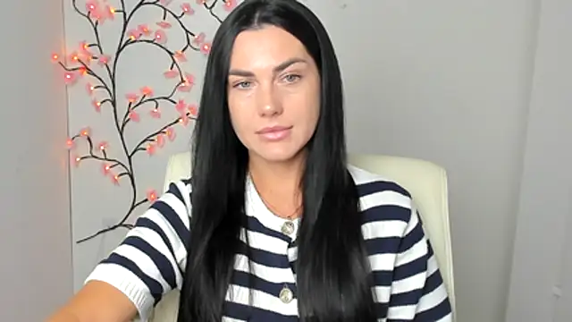 Snapshot of Lune_Moon chatting on 07.29.26 Lune Moon online show from 07.29.26