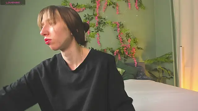 Lisbeth  Salander online show from 11.28.25