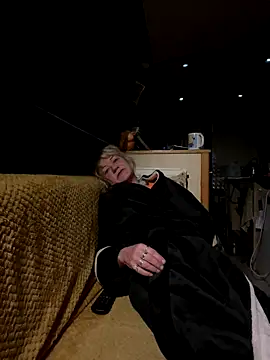 ladyboatlady online show from 11.04.25