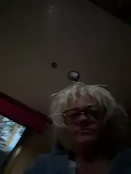 Snapshot of ladyboatlady chatting on 06.28.26 ladyboatlady online show from 06.28.26