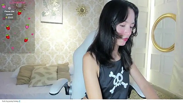 LilyThea online show from 05.29.26