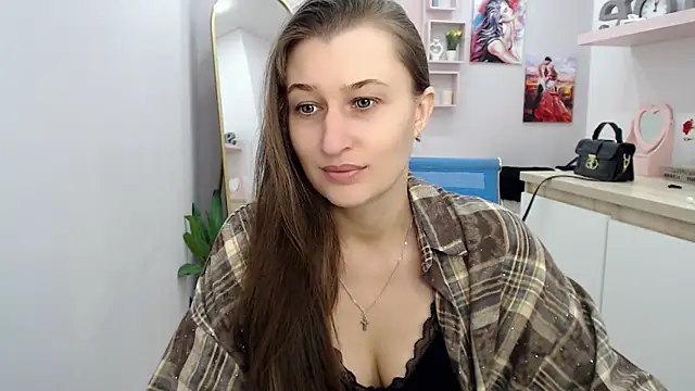 Snapshot of muriel_elvin chatting on 09.11.25 muriel elvin online show from 09.11.25