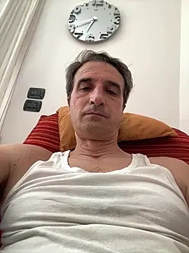 Snapshot of sasatimido chatting on 06.20.26 sasatimido online show from 06.20.26