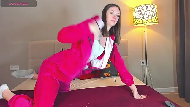 cutienaughtygirl online show from 11.12.25