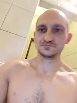 Snapshot of Radsj@xh chatting on 12.21.25 Radsjxh online show from 12.21.25