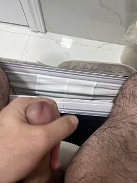 Snapshot of Heros2000 chatting on 03.05.26 Heros2000 online show from 03.05.26