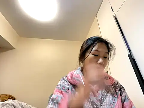 xena0501 online show from 12.15.25