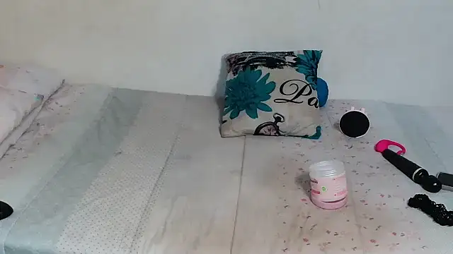 SinfullyForbiddeno7 online show from 10.08.25