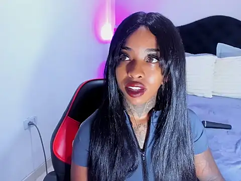 Snapshot of Pauline_Fox chatting on 03.01.26 Pauline Fox online show from 03.01.26