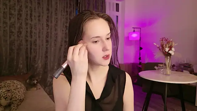 LucyRose3 online show from 04.06.26