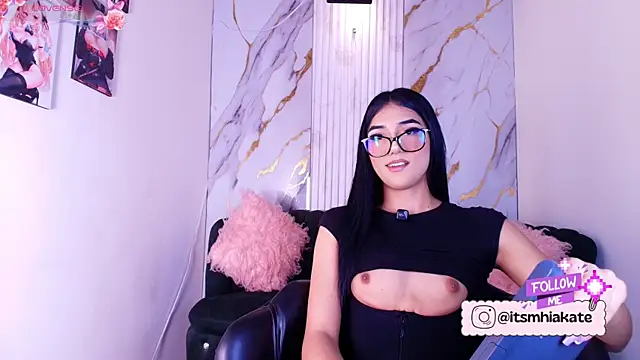 Snapshot of Mhiaa_Sweet chatting on 05.29.26 Mhiaa Sweet online show from 05.29.26