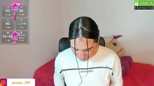 Snapshot of alison_es chatting on 11.11.25 alison es online show from 11.11.25