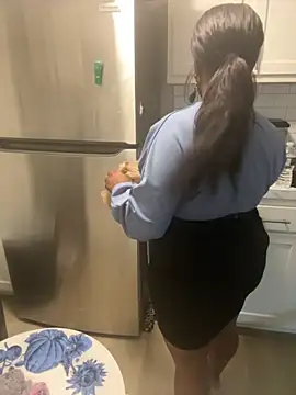 Juicystorm online show from 10.10.25