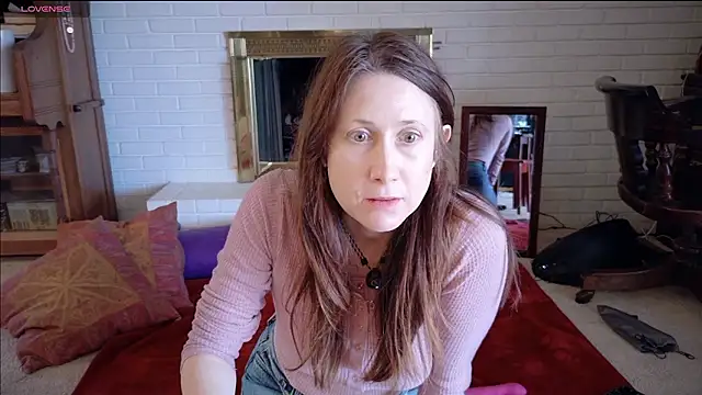 Snapshot of MommyGoddessL chatting on 01.13.26 MommyGoddessL online show from 01.13.26