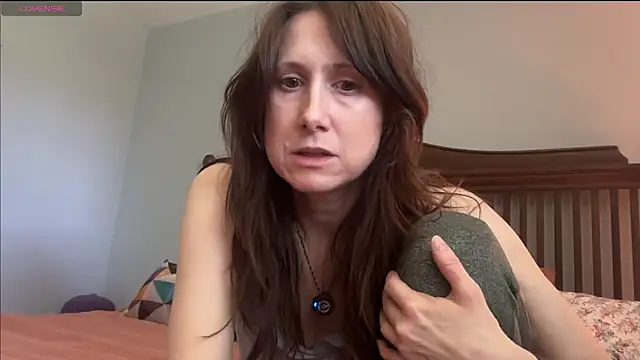Snapshot of MommyGoddessL chatting on 06.15.26 MommyGoddessL online show from 06.15.26