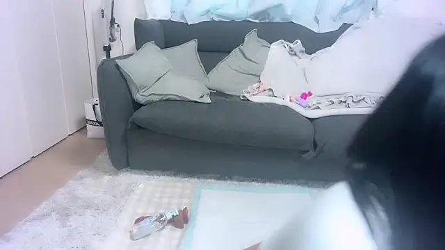 Snapshot of moemilk chatting on 10.10.25 moemilk online show from 10.10.25