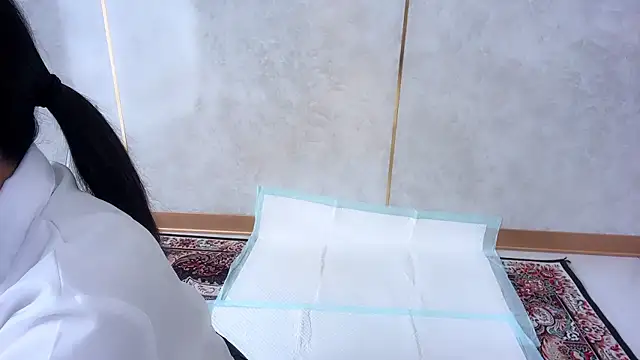 Snapshot of moemilk chatting on 11.14.25 moemilk online show from 11.14.25