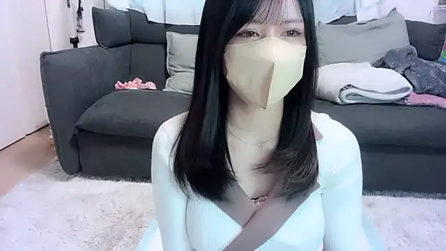 Snapshot of moemilk chatting on 02.25.26 moemilk online show from 02.25.26